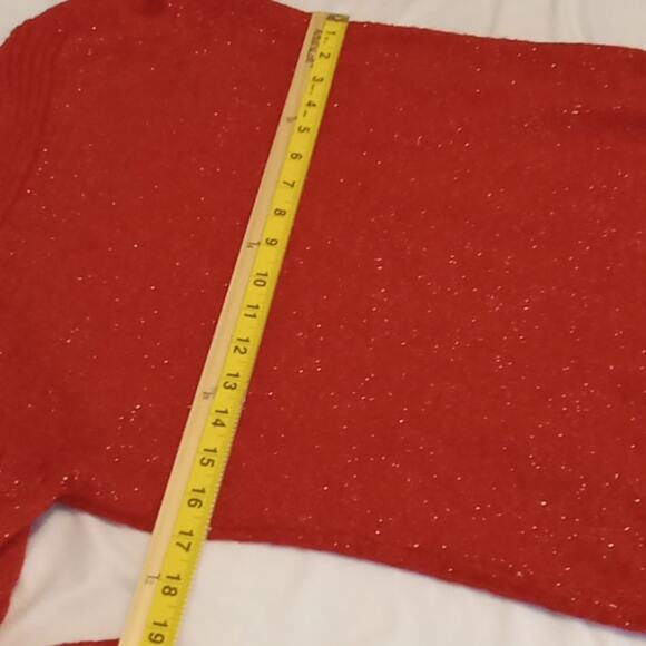 Croft & Barrow Rust crew neck knitted metallic sweater. Medium - Picture 6 of 7